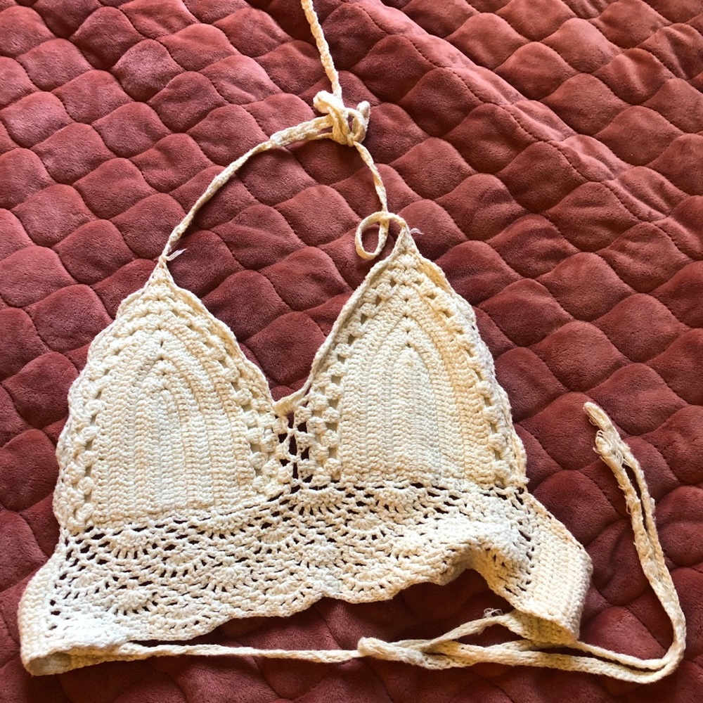 Knitted cream crop top